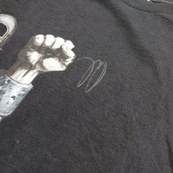 Disturbed " Up Yer Fist" Autographed Signed  David Draiman Graphic Band T Shirt - Picture 5 of 9